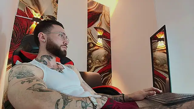 Luke davis01 online show from 11.06.25