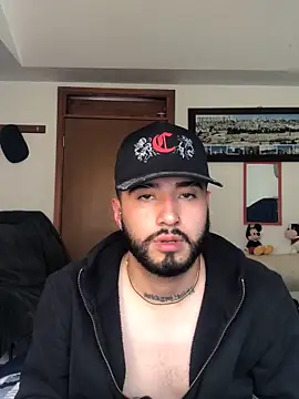 Noa Bonucci online show from 02.20.25