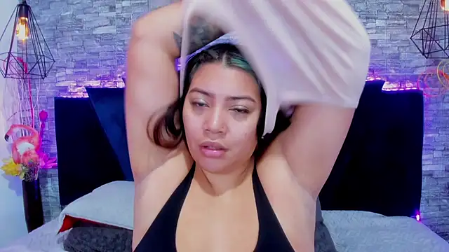 Sophia Brunett online show from 04.02.26