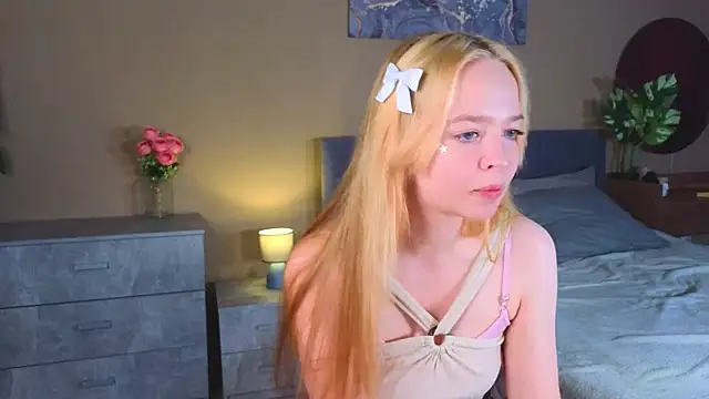 Bellla Murrr online show from 03.13.25