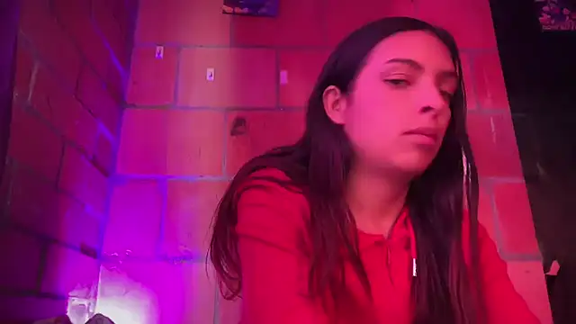 Skye Moore online show from 07.31.26