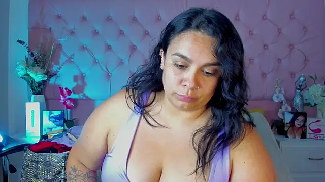 KourtneyEvans online show from 11.11.25