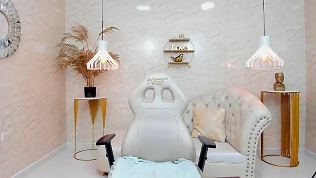 Snapshot of BBW_CINDY chatting on 03.03.25 BBW CINDY online show from 03.03.25