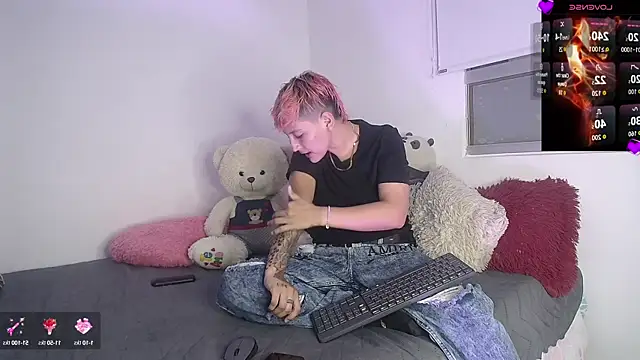 Brianna Hard online show from 09.11.25