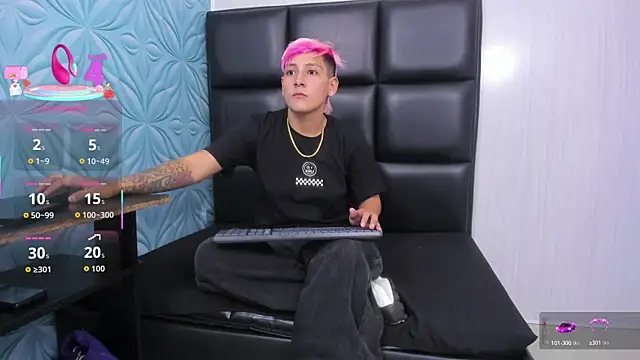 Brianna Hard online show from 09.30.25