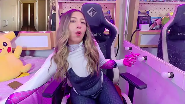 Snapshot of Adisson_kyler chatting on 09.27.25 Adisson kyler online show from 09.27.25