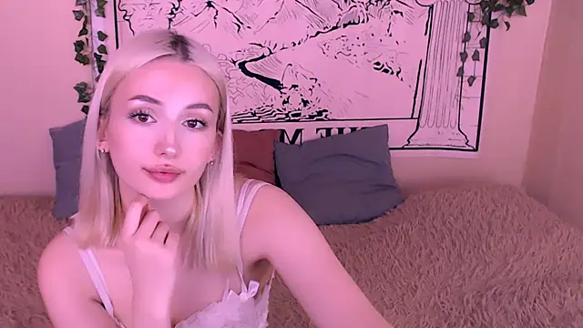 beauty blonde online show from 03.10.25