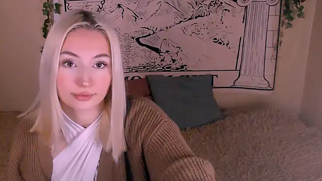 beauty blonde online show from 03.18.25