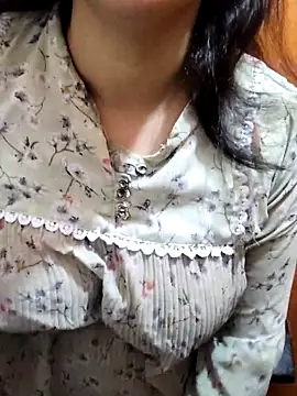 Snapshot of Your_cutiepie_ chatting on 02.28.25 Your cutiepie  online show from 02.28.25