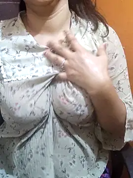 Snapshot of Your_cutiepie_ chatting on 03.02.25 Your cutiepie  online show from 03.02.25