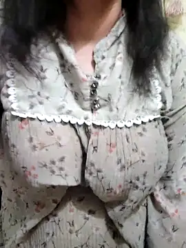 Snapshot of Your_cutiepie_ chatting on 03.14.25 Your cutiepie  online show from 03.14.25