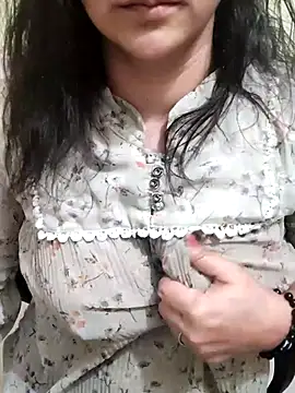 Snapshot of Your_cutiepie_ chatting on 03.20.25 Your cutiepie  online show from 03.20.25