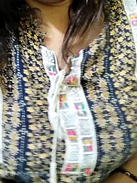 Snapshot of Your_cutiepie_ chatting on 09.23.25 Your cutiepie  online show from 09.23.25