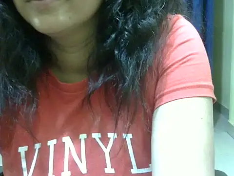 Snapshot of Your_cutiepie_ chatting on 10.08.25 Your cutiepie  online show from 10.08.25