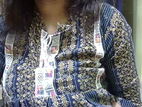 Snapshot of Your_cutiepie_ chatting on 10.13.25 Your cutiepie  online show from 10.13.25