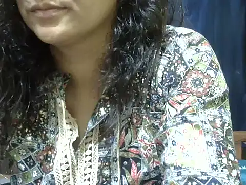 Snapshot of Your_cutiepie_ chatting on 10.16.25 Your cutiepie  online show from 10.16.25