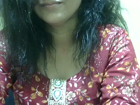 Snapshot of Your_cutiepie_ chatting on 10.20.25 Your cutiepie  online show from 10.20.25