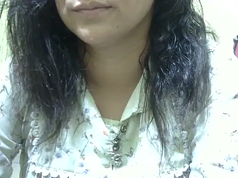 Snapshot of Your_cutiepie_ chatting on 10.24.25 Your cutiepie  online show from 10.24.25