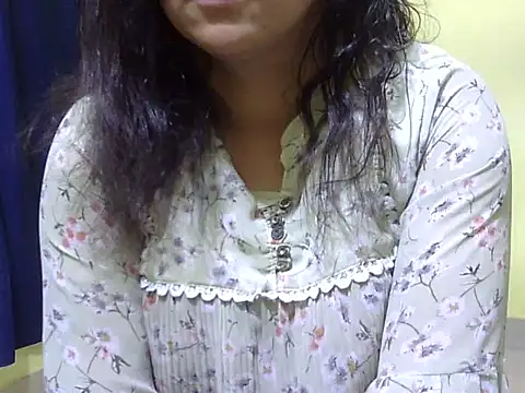 Snapshot of Your_cutiepie_ chatting on 10.25.25 Your cutiepie  online show from 10.25.25