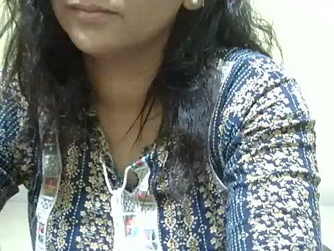 Snapshot of Your_cutiepie_ chatting on 10.26.25 Your cutiepie  online show from 10.26.25