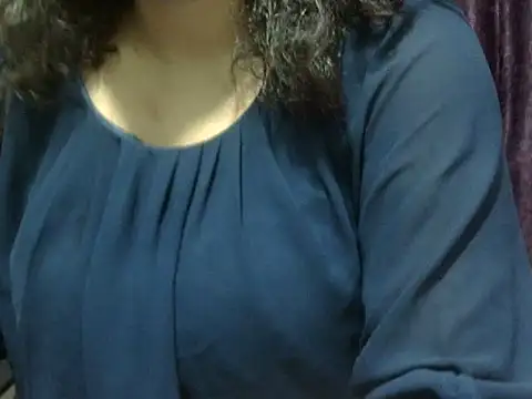 Snapshot of Your_cutiepie_ chatting on 06.14.26 Your cutiepie online show from 06.14.26