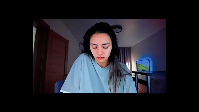 EmiliaZen online show from 10.07.25