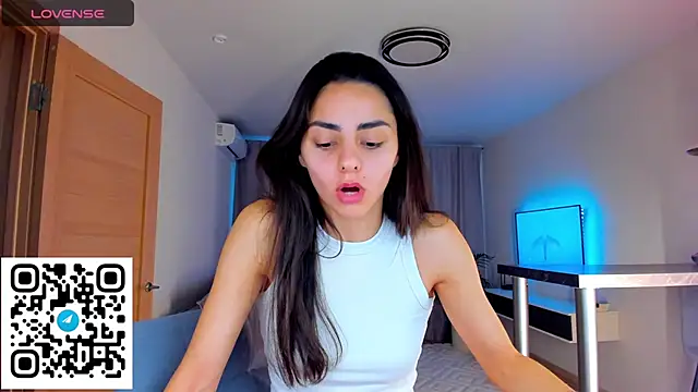 EmiliaZen online show from 10.11.25