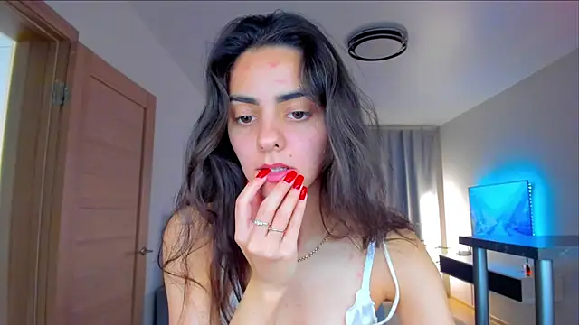 EmiliaZen online show from 11.07.25