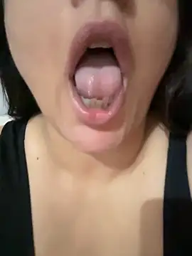 daianaspencer online show from 09.24.25