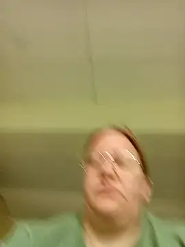 Snapshot of NoLubricantNeeded chatting on 09.21.25 NoLubricantNeeded online show from 09.21.25