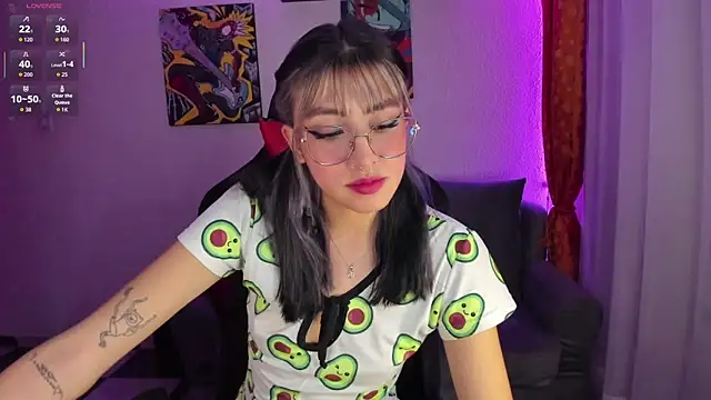 Daphne Jhons online show from 02.05.26