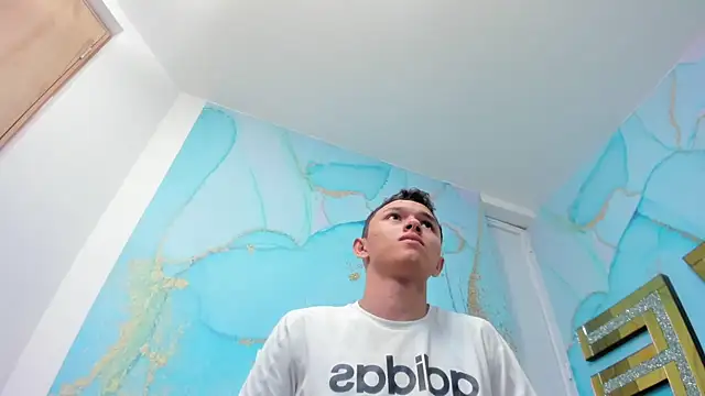 Andy dior18 online show from 03.23.25