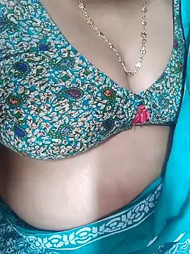 Snapshot of Hot-anjale chatting on 02.11.25 Hot-anjale online show from 02.11.25