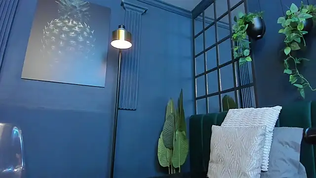 scarlet edwars online show from 02.27.26