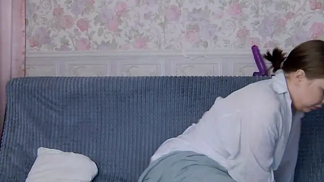 Perris cuttiee online show from 02.07.25