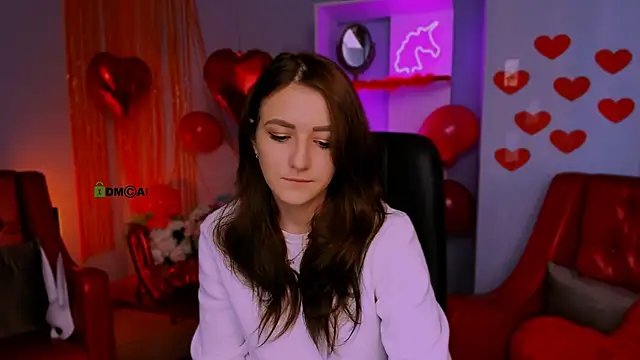 Snapshot of catherine_kitty chatting on 02.18.25 catherine kitty online show from 02.18.25