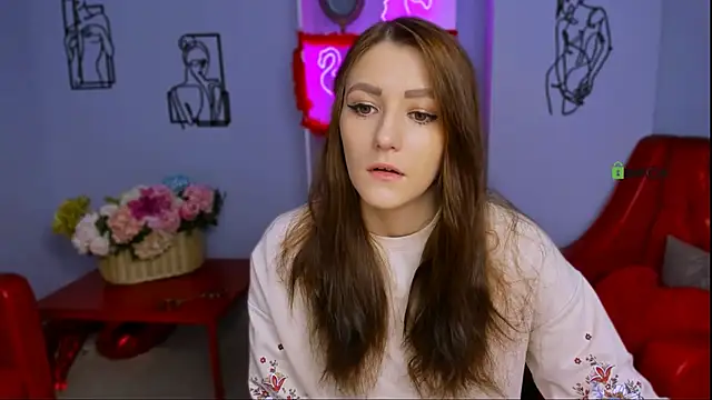 Snapshot of catherine_kitty chatting on 02.25.25 catherine kitty online show from 02.25.25