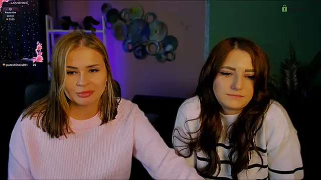 Snapshot of catherine_kitty chatting on 09.27.25 catherine kitty online show from 09.27.25