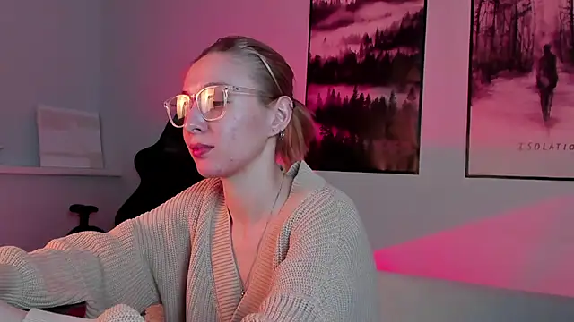 PhilippaAdamas online show from 02.22.25