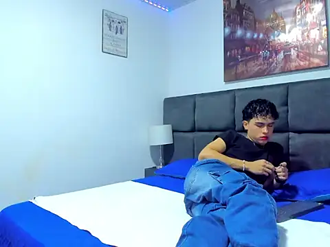 Aiiden 15 online show from 02.18.25