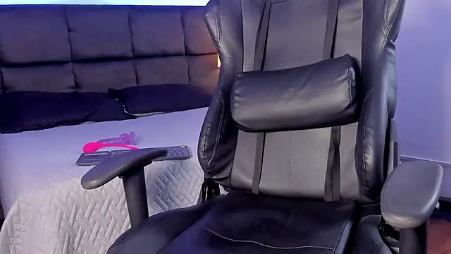 Aiiden 15 online show from 10.09.25