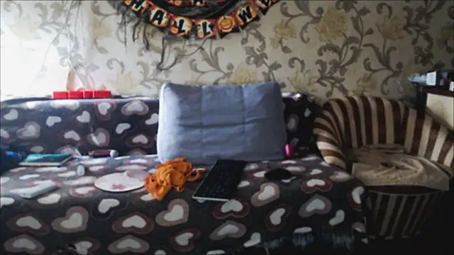 Snapshot of JennyStormy chatting on 10.21.25 JennyStormy online show from 10.21.25