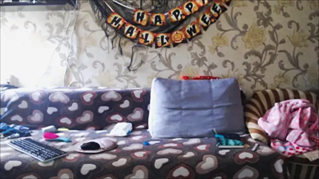 Snapshot of JennyStormy chatting on 10.25.25 JennyStormy online show from 10.25.25