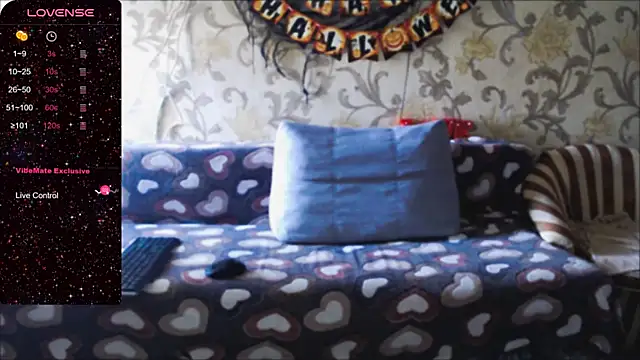 Snapshot of JennyStormy chatting on 10.26.25 JennyStormy online show from 10.26.25