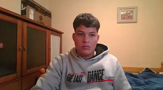 kjccuboy2000 online show from 02.07.25