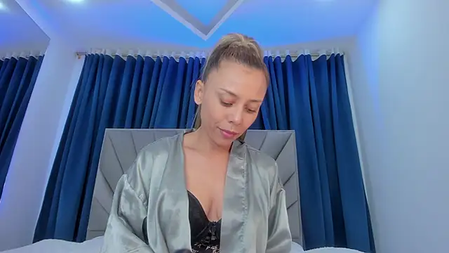 Snapshot of Dakotacarvajal chatting on 02.27.25 Dakotacarvajal online show from 02.27.25