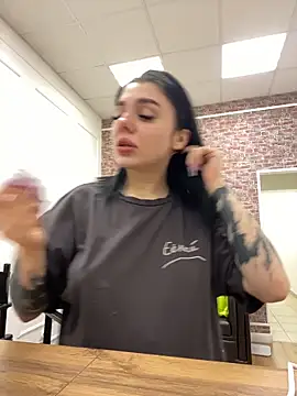 Snapshot of MaeveMoon chatting on 02.04.26 MaeveMoon online show from 02.04.26