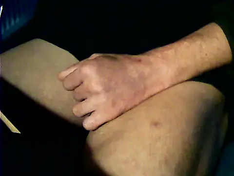 Snapshot of igracek30 chatting on 10.27.25 igracek30 online show from 10.27.25