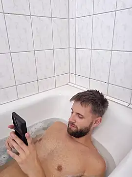 Snapshot of ademandjulia chatting on 09.30.25 ademandjulia online show from 09.30.25