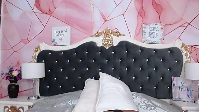 LindaBird online show from 09.22.25